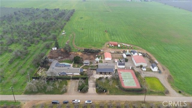 4280 Ipsen, Le Grand (also Legrand), CA 95333