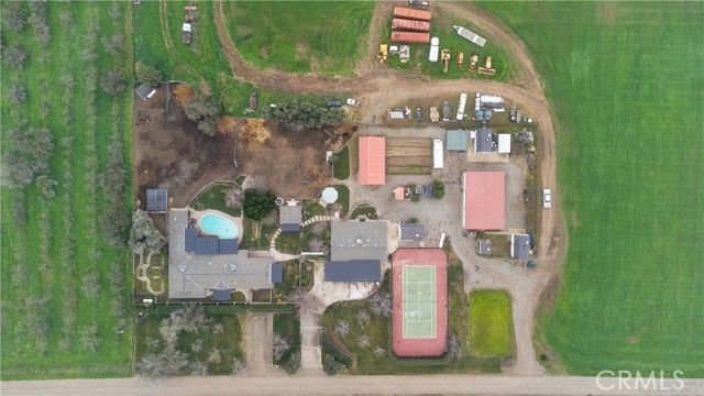 4280 Ipsen, Le Grand (also Legrand), CA 95333