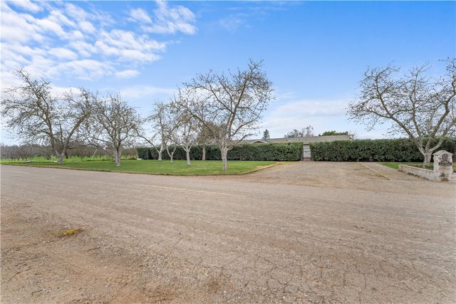 4280 Ipsen, Le Grand (also Legrand), CA 95333