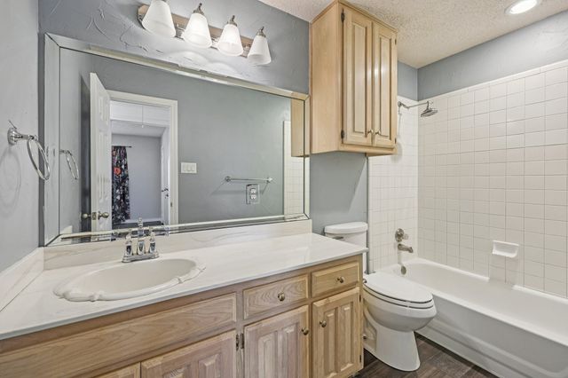 8709 Bayshore Lane, Rowlett, TX 75088