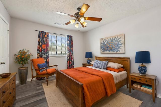 8709 Bayshore Lane, Rowlett, TX 75088