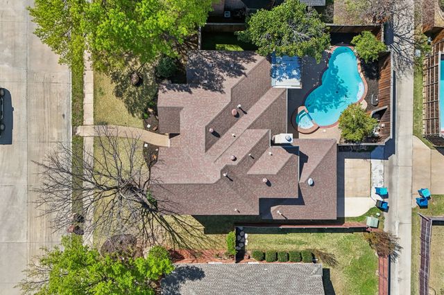 8709 Bayshore Lane, Rowlett, TX 75088