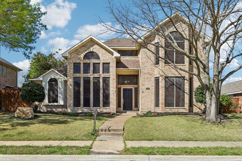 8709 Bayshore Lane, Rowlett, TX 75088
