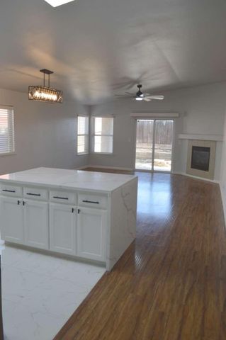 1704 N Cecelia Avenue, Fresno, CA 93722