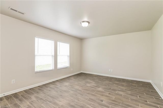 3906 Vershire Avenue, Greensboro, NC 27406