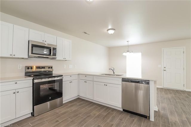 3906 Vershire Avenue, Greensboro, NC 27406