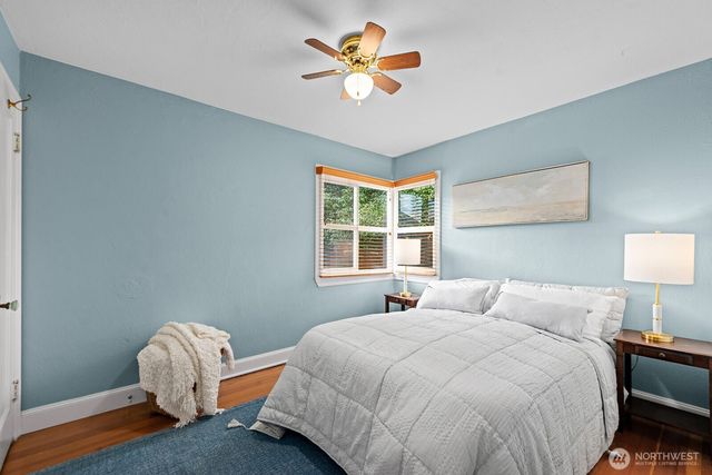 10205 35th Avenue SW, Seattle, WA 98146