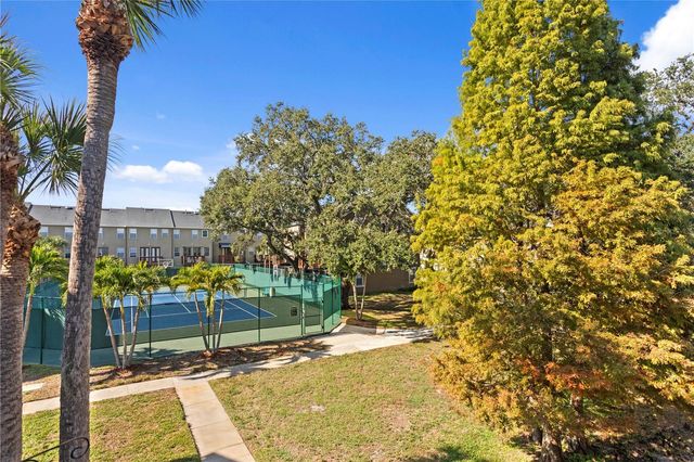 3023 POINTEVIEW DRIVE, Tampa, FL 33611