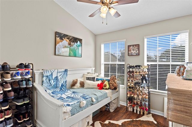 3023 POINTEVIEW DRIVE, Tampa, FL 33611