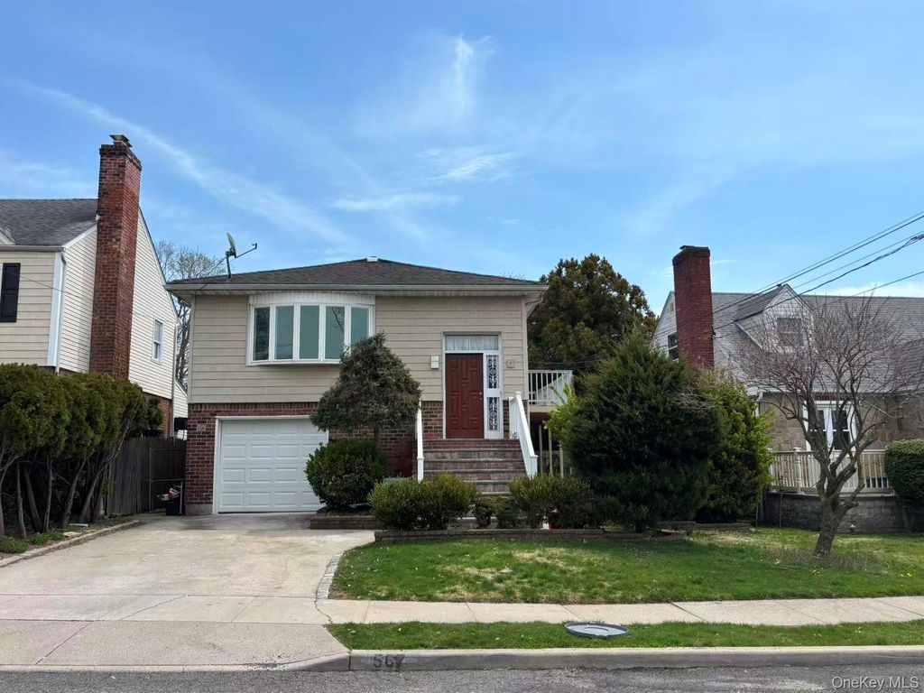 567 Langley Avenue, West Hempstead, NY 11552