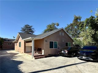 6715 Cedros Avenue, Van Nuys (los Angeles), CA 91405