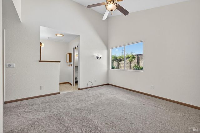 2429 Lemur St, Santa Rosa, CA 95401