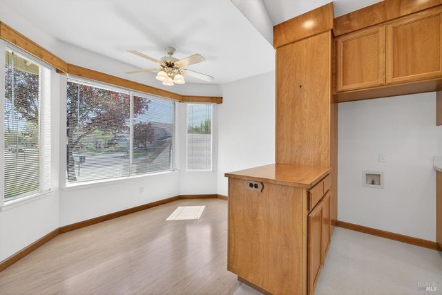 2429 Lemur St, Santa Rosa, CA 95401