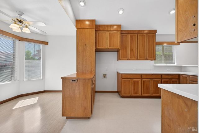 2429 Lemur St, Santa Rosa, CA 95401