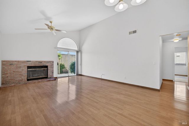 2429 Lemur St, Santa Rosa, CA 95401