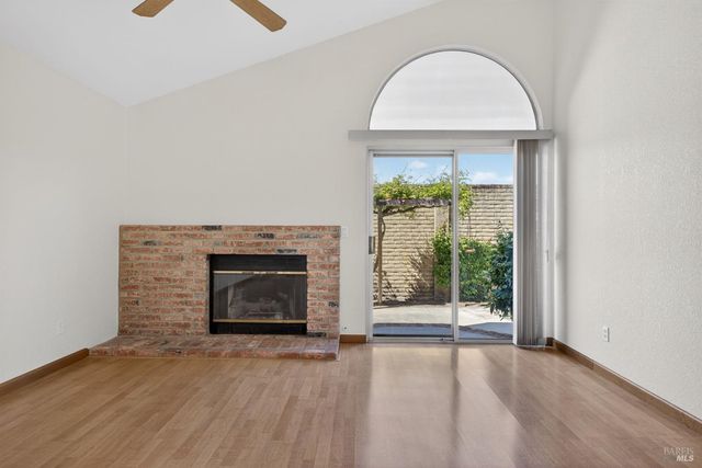 2429 Lemur St, Santa Rosa, CA 95401