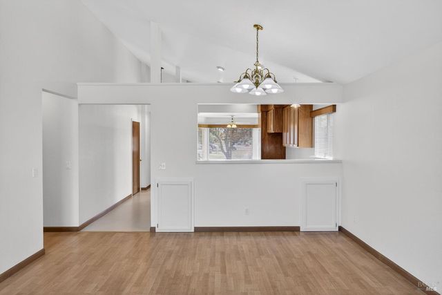 2429 Lemur St, Santa Rosa, CA 95401