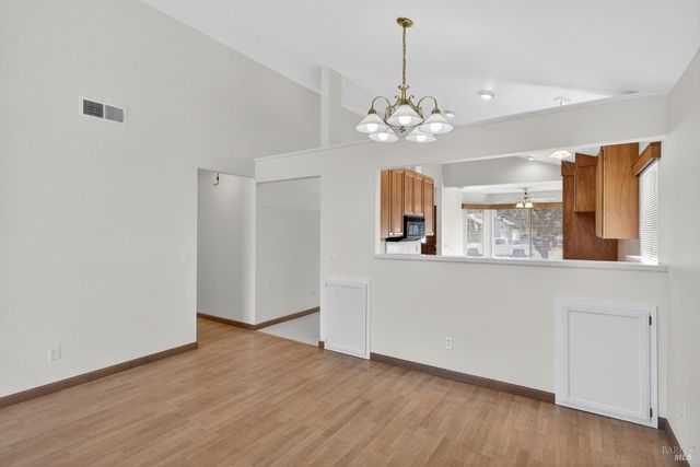 2429 Lemur St, Santa Rosa, CA 95401