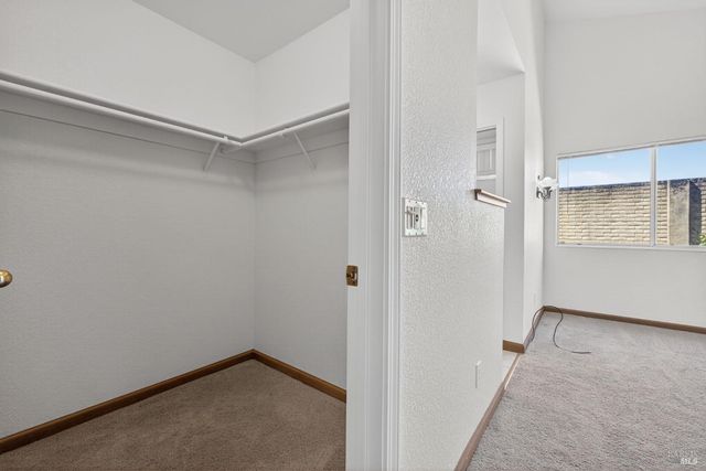 2429 Lemur St, Santa Rosa, CA 95401