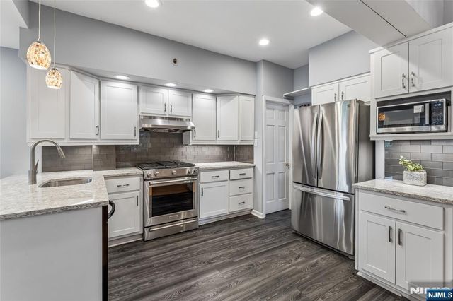 33 Myrtle Avenue, Nutley, NJ 07110