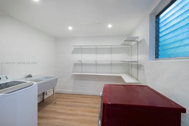 2515 Overbrook St, Miami, FL 33133