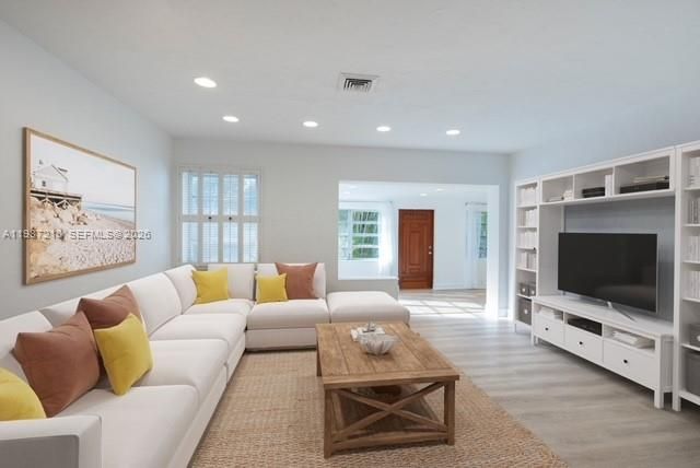 2515 Overbrook St, Miami, FL 33133