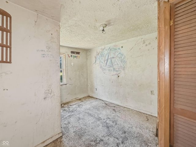 3317 S Lyons Avenue, Indianapolis, IN 46221
