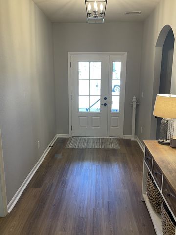 548 Smoky Mountains Dr, Gallatin, TN 37066