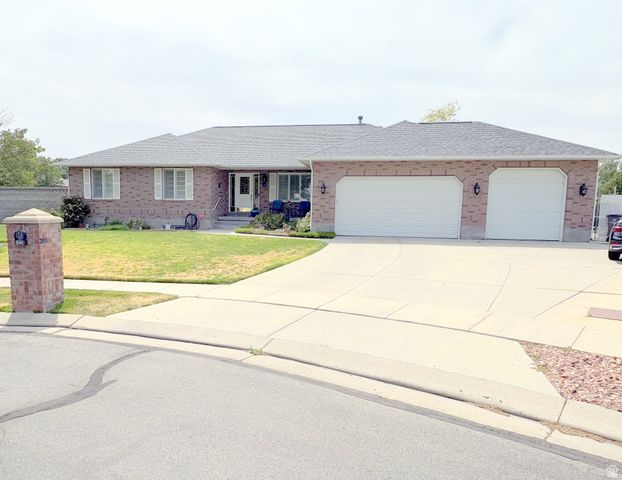 11228 S 2515 W, South Jordan, UT 84095