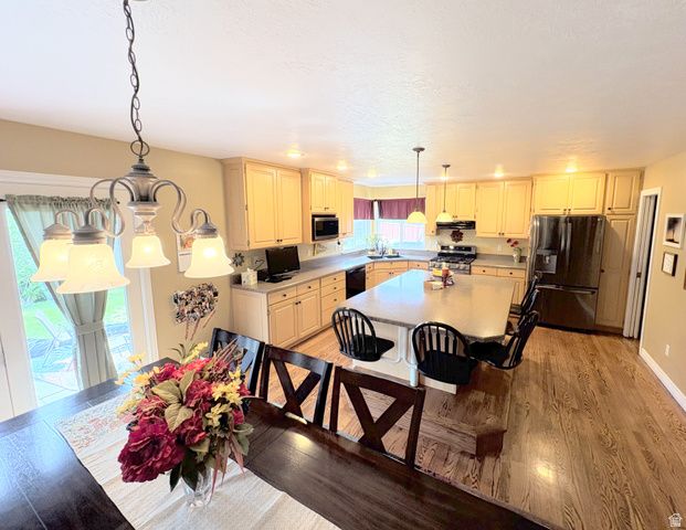 11228 S 2515 W, South Jordan, UT 84095