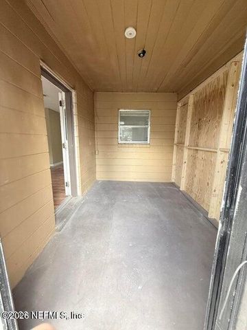 7007 LUCKY Drive E, Jacksonville, FL 32208