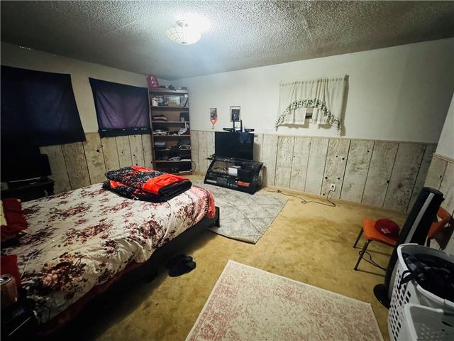 302 N Wheeling Avenue, Kansas City, MO 64123