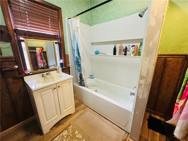 302 N Wheeling Avenue, Kansas City, MO 64123