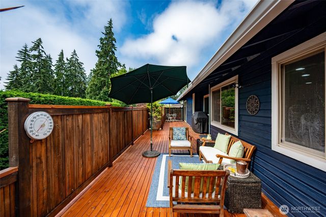 23926 106th Place W, Edmonds, WA 98020