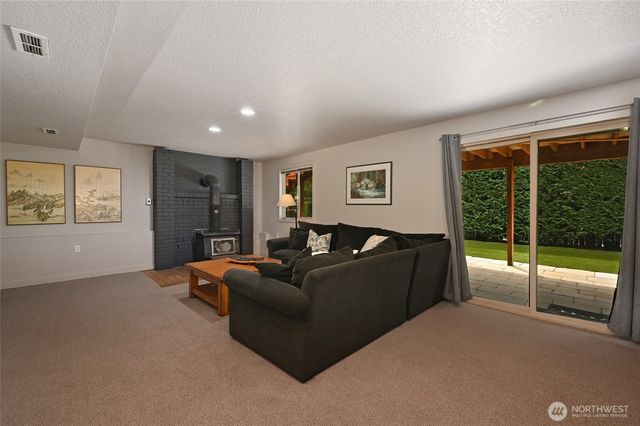 23926 106th Place W, Edmonds, WA 98020