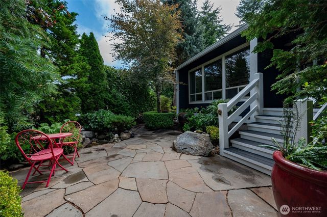 23926 106th Place W, Edmonds, WA 98020