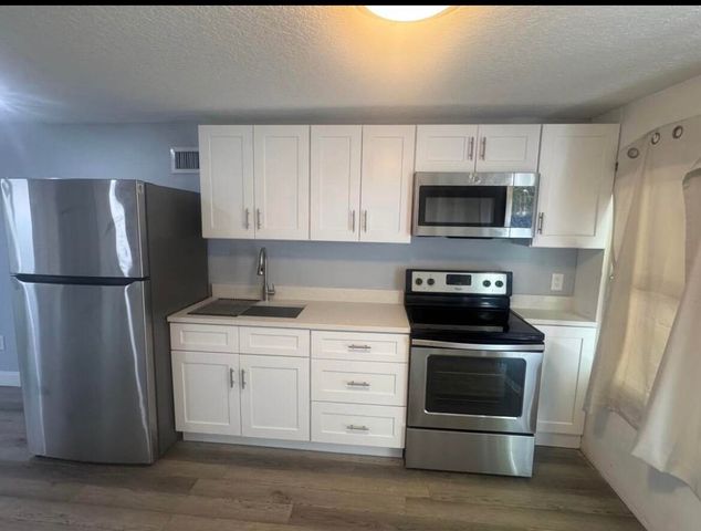 1905 Florida Street, Lake Worth Beach, FL 33460