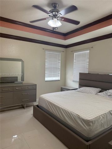 3951 NE 13th Dr, Homestead, FL 33033