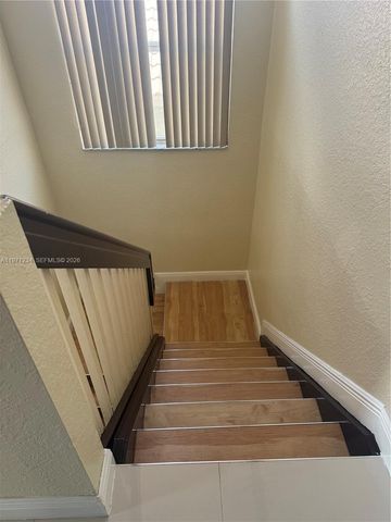 3951 NE 13th Dr, Homestead, FL 33033