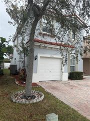 3951 NE 13th Dr, Homestead, FL 33033