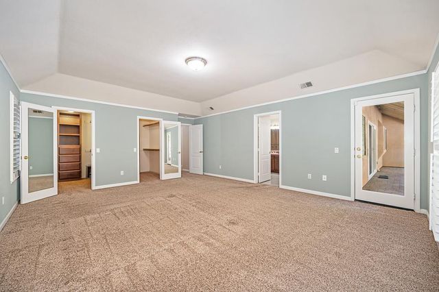 106 Woodview Ct, Folsom, CA 95630