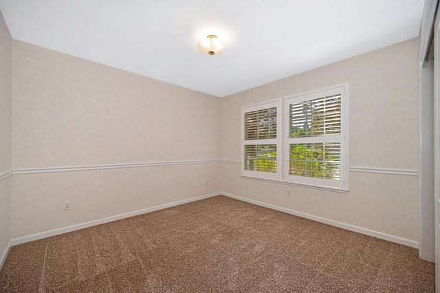 106 Woodview Ct, Folsom, CA 95630