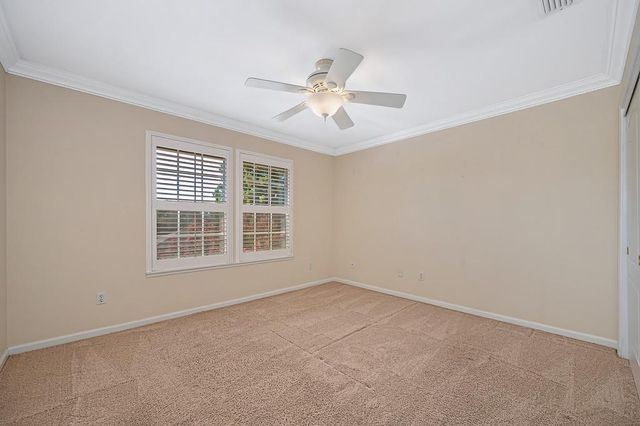 106 Woodview Ct, Folsom, CA 95630