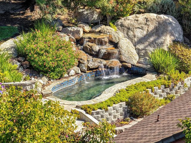 106 Woodview Ct, Folsom, CA 95630