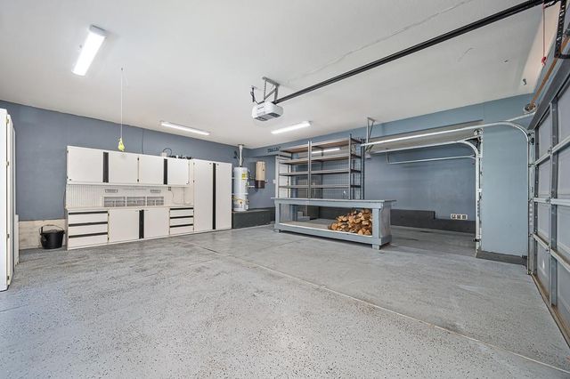 106 Woodview Ct, Folsom, CA 95630