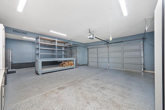 106 Woodview Ct, Folsom, CA 95630