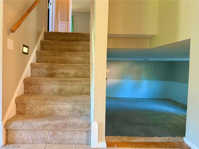28096 Edgepark Drive, North Olmsted, OH 44070