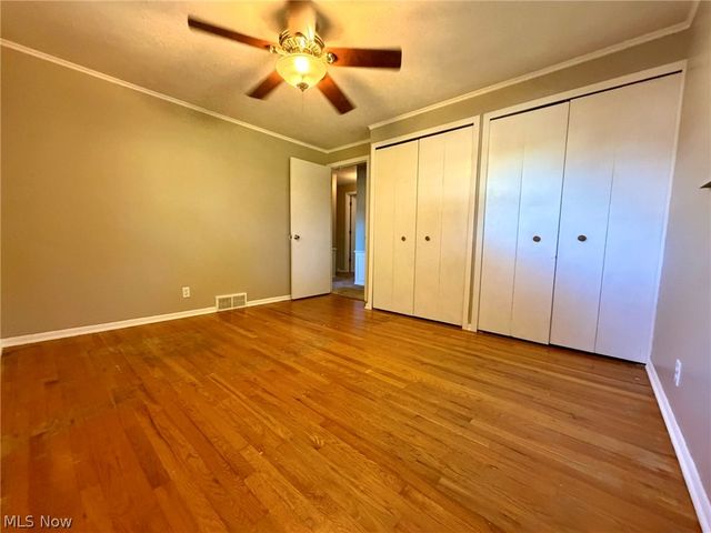 28096 Edgepark Drive, North Olmsted, OH 44070