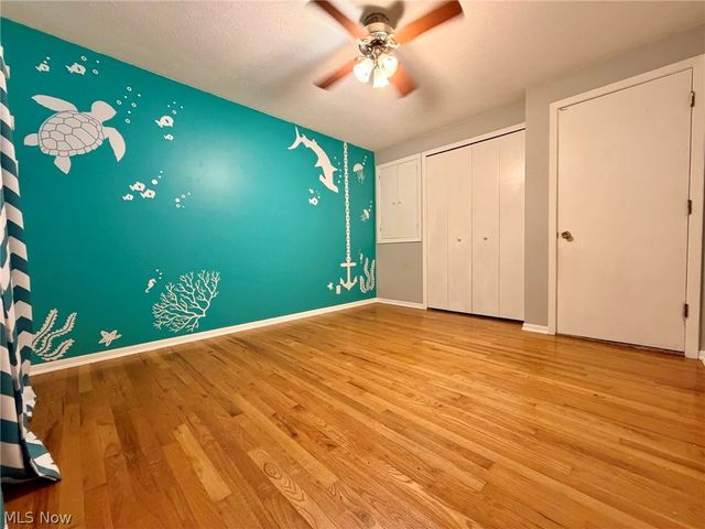 28096 Edgepark Drive, North Olmsted, OH 44070