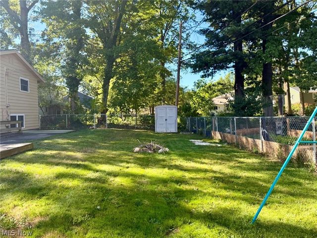 28096 Edgepark Drive, North Olmsted, OH 44070